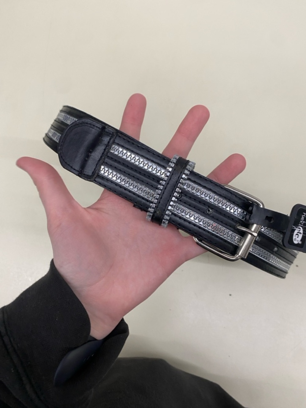 RUE 21 ZIPPER BELT